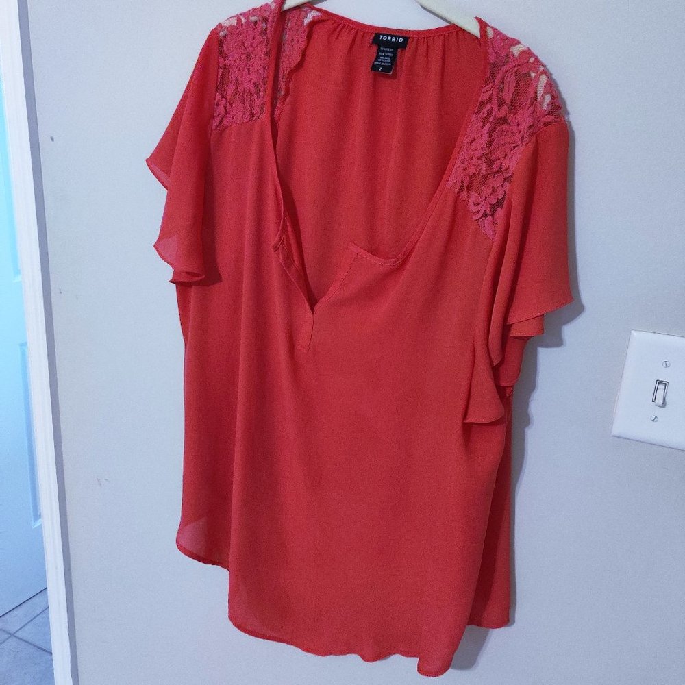 Coral Torrid lace sleeve top